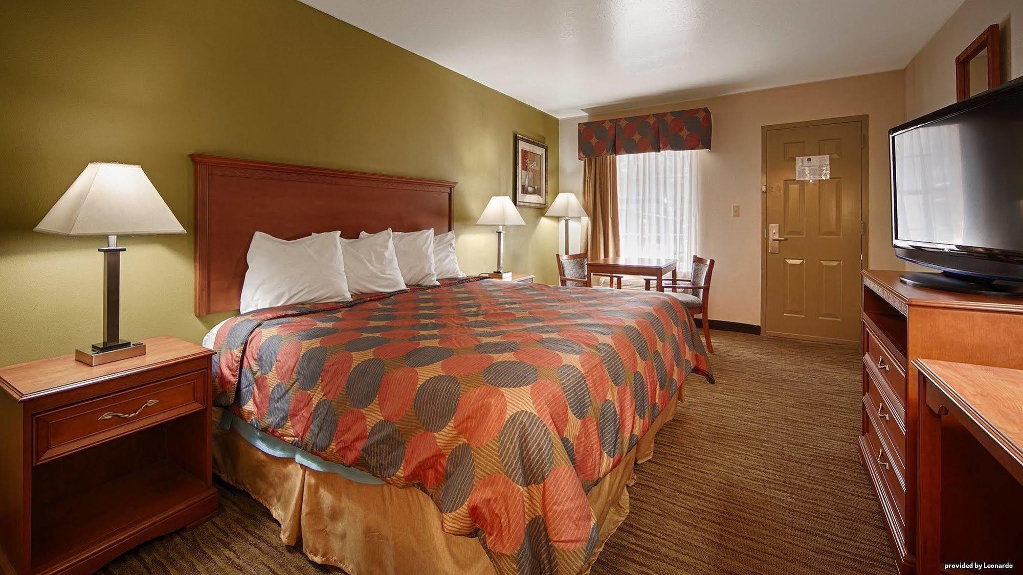 Super 8 By Wyndham Cave City Exterior photo