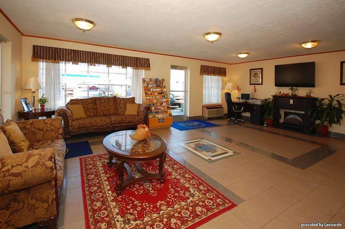 Super 8 By Wyndham Cave City Exterior photo